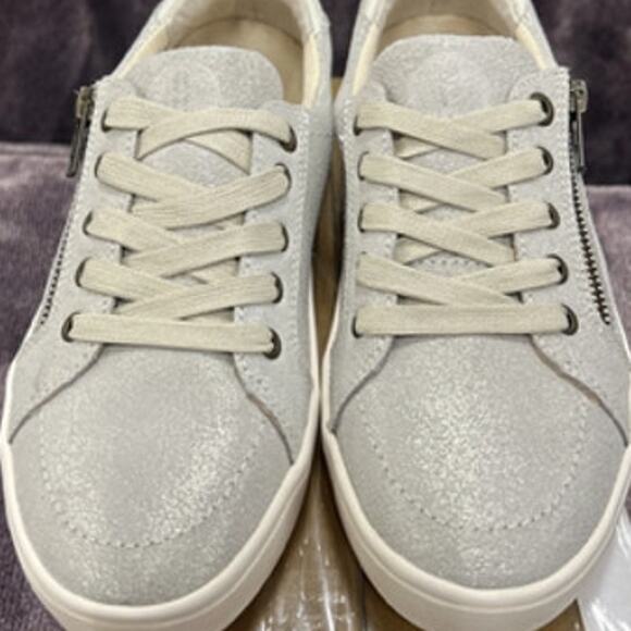 NIB Revitalign Orthotic Suede Sneakers - Santa Catalina Wave 5B - Picture 1 of 7